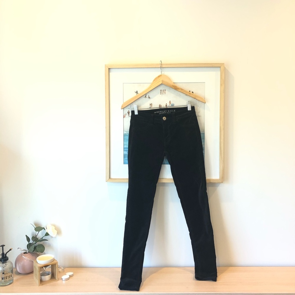 NWOT AE corduroy black jeans